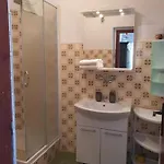 Barada アパート *