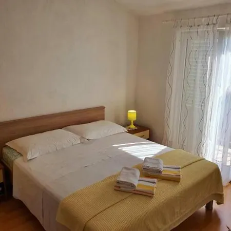 Barada Apartman Seget Vranjica
