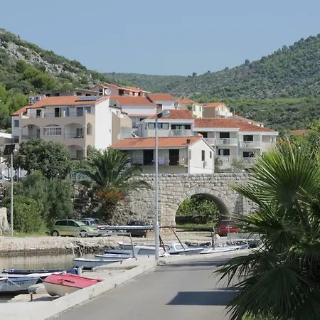 Barada Apartament *